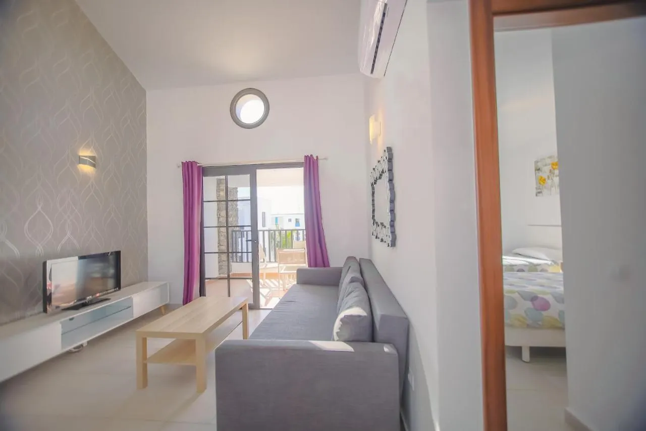 Apartamento Club Atlántico Puerto del Carmen  0*, Puerto del Carmen (Lanzarote)